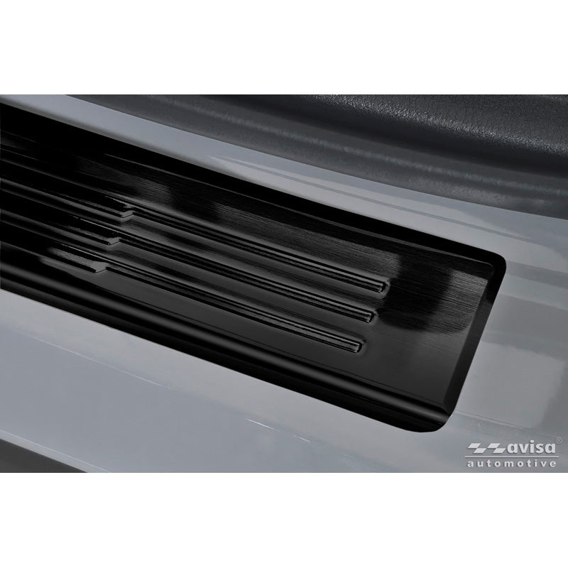 Avisa, Trinbeskytter, Sort rustfrit stål, 'Lines', 4 stykker, passer til Mazda CX-5 III (2025-)