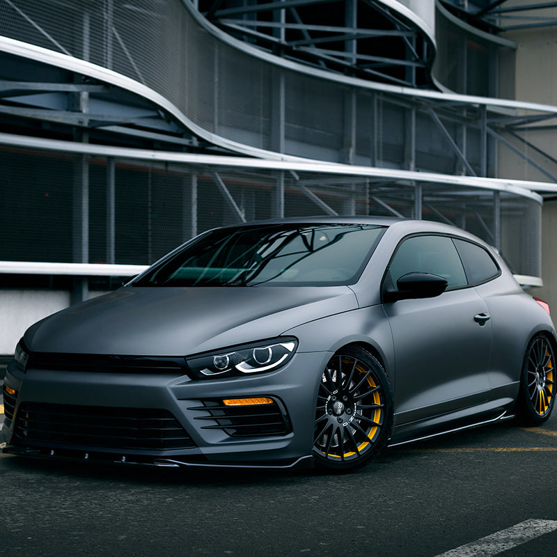 OneWay, komplettes Bodykit, Hochglanz Schwarz, passt für Volkswagen Scirocco R Facelift (2014-2017)
