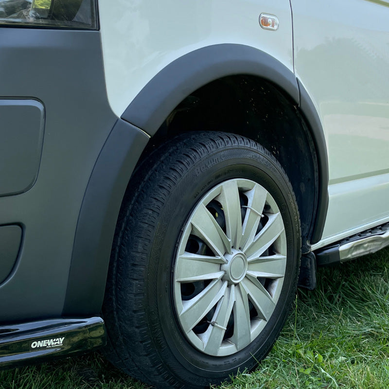 OneWay, Radlaufverbreiterungen, Mattschwarz, Passend für Volkswagen Transporter T5/T5.1 2003-2015, 8 Stk.