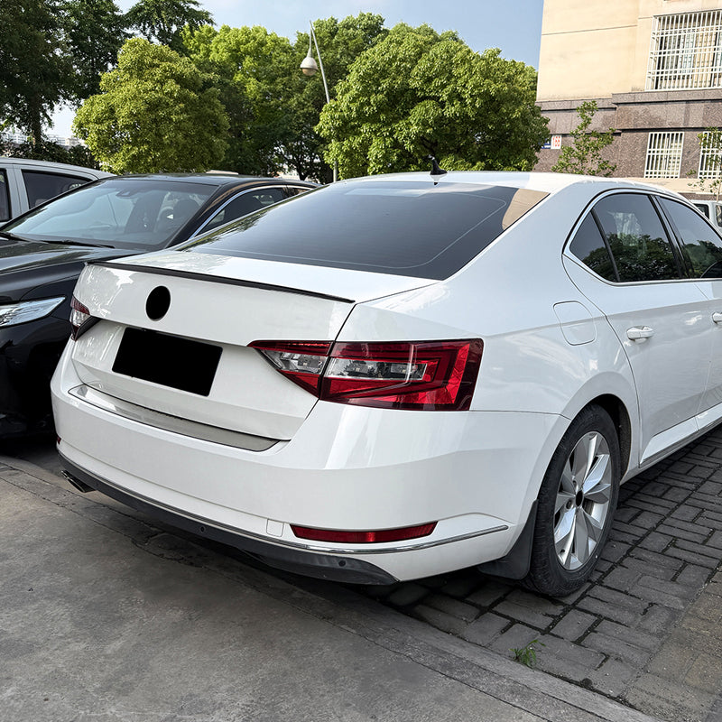 AutoStyle, Bagspoiler, Blank sort, passer til Skoda Superb III (3V) Sedan (2015-2023)